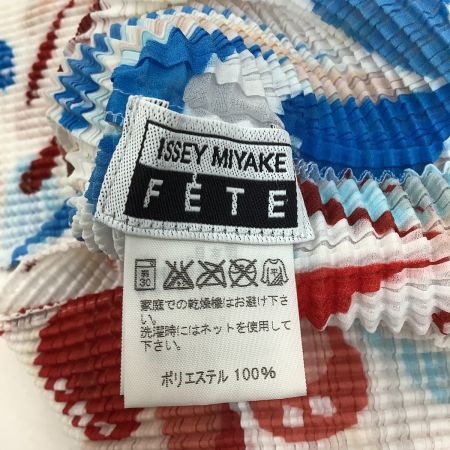 ISSEY MIYAKE イッセイミヤケ レディース ワッフルプリーツ カットソー 花柄 SIZE 2 IF52FJ284 ホワイト