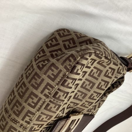 FENDI フェンディ レディース ハンドバッグ ズッカ マンマバケット ベージュ