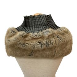 ♪♪ ISSEY MIYAKE イッセイミヤケ レディース マフラー スヌード プリーツ ファー付き IM33AD416 ブラウン Bランク