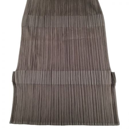  ISSEY MIYAKE イッセイミヤケ PLATS PLEASE 変形 ノースリーブワンピース  PP41-JH146 ブラウン