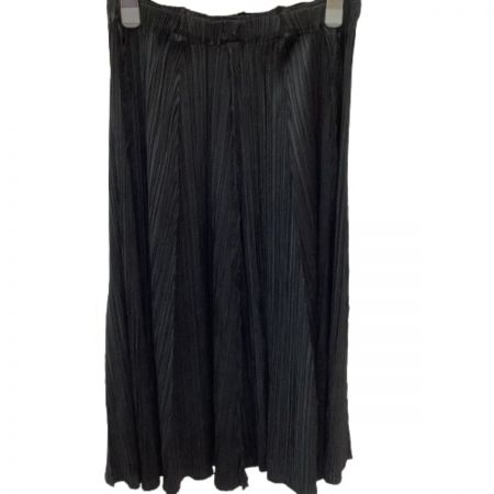  ISSEY MIYAKE イッセイミヤケ PLATS PLEASE フレアスカート SIZE 2 PP23-JG163 ブラック