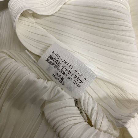  ISSEY MIYAKE イッセイミヤケ PLATS PLEASE ワンピース SIZE 5 PP51-JH747 ホワイト