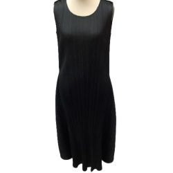 ♪♪ ISSEY MIYAKE イッセイミヤケ PLATS PLEASE ワンピース 変形 後ろボタン  PP53-JH557 ブラック Bランク