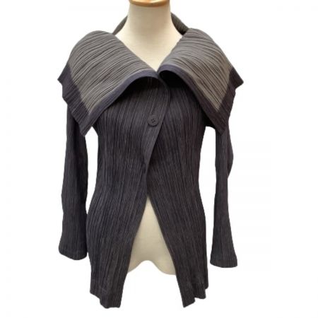  ISSEY MIYAKE イッセイミヤケ PLATS PLEASE ジャケット 変形 SIZE 3 PP63-JD465 ネイビー