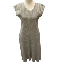 ISSEY MIYAKE イッセイミヤケ PLEATS PLEASE 変形 ワンピース 消しプリーツ SIZE 4 ベージュ Bランク