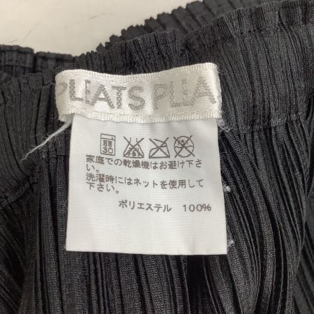  ISSEY MIYAKE イッセイミヤケ PLATS PLEASE ミニスカート  PP55-JG107 ブラック