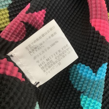  ISSEY MIYAKE イッセイミヤケ me ミー カットソー ワッフルプリーツ トランプマーク柄  ブラック
