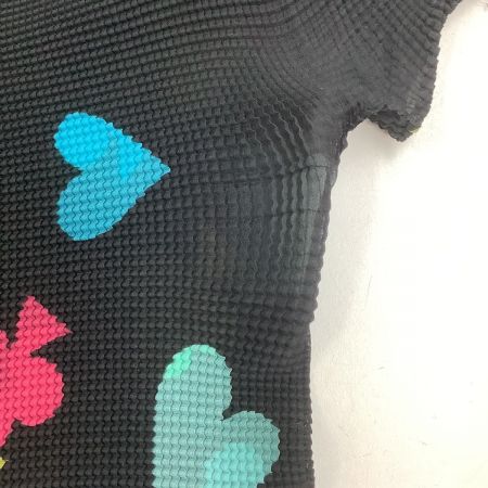  ISSEY MIYAKE イッセイミヤケ me ミー カットソー ワッフルプリーツ トランプマーク柄  ブラック