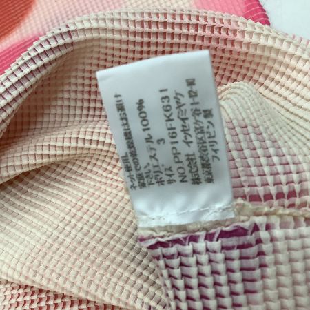  ISSEY MIYAKE PLEATS(T.) イッセイミヤケ カットソー ワッフルプリーツ ドット柄 PP16FK631 ピンク
