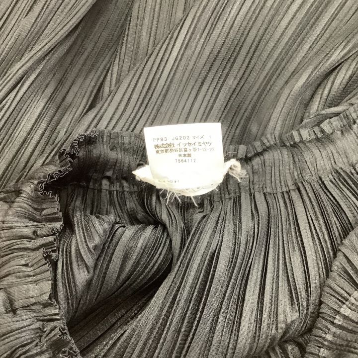 ISSEY MIYAKE イッセイミヤケ PLEATS PLEASE スカート SIZE 1 PP93-JG202  ブラック｜中古｜なんでもリサイクルビッグバン