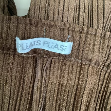  ISSEY MIYAKE イッセイミヤケ PLEATS PLEASE パンツ  ブラウン
