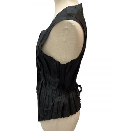 ISSEY MIYAKE イッセイミヤケ PLEATS PLEASE ベスト シワ加工 SIZE 3 PP93-PE941 ブラック