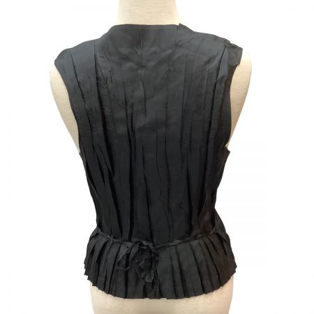 ISSEY MIYAKE イッセイミヤケ PLEATS PLEASE ベスト シワ加工 SIZE 3 PP93-PE941 ブラック