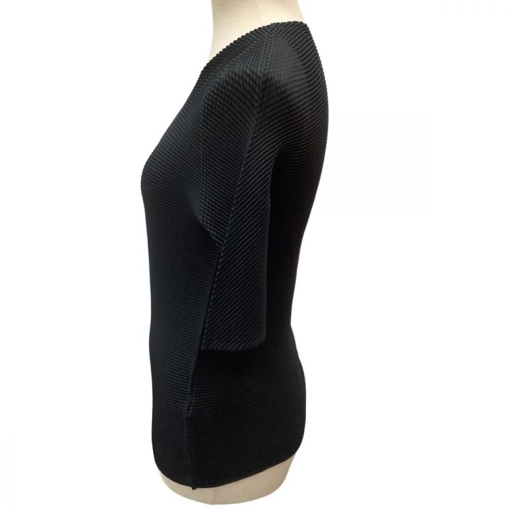 ME ISSEY MIYAKE ワッフルカットソー 半袖 フレンチスリーブ 総柄 ME ISSEY MIYAKE ワッフルカットソー 半袖 フレンチスリーブ 総柄