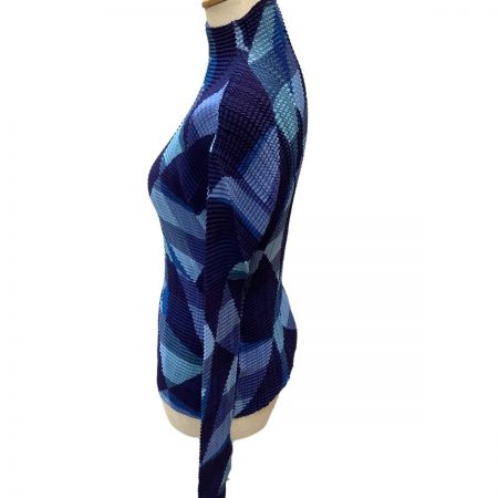 ISSEY MIYAKE イッセイミヤケ ワッフルプリーツ 総柄カットソー SIZE 2 IM93FJ819 ブルー