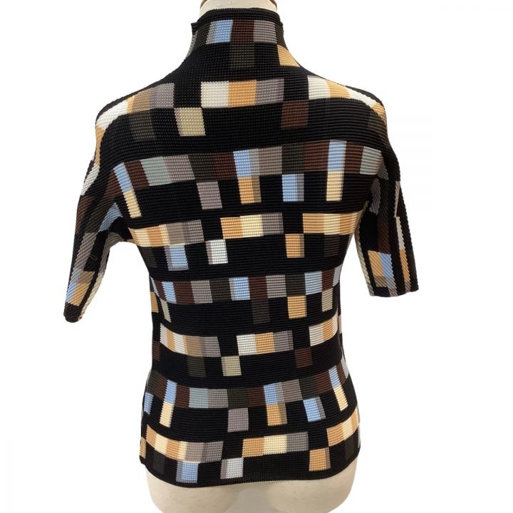 ISSEY MIYAKE (T.) イッセイミヤケ カットソー ワッフルプリーツ