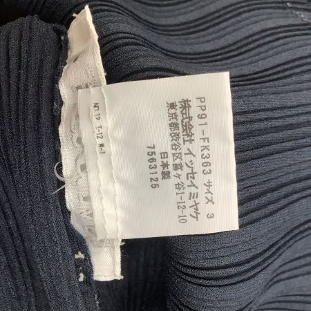  ISSEY MIYAKE イッセイミヤケ PLEATS PLEASE タートルネックカットソー  PP91-FK363 ネイビー
