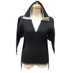 ♪♪ ISSEY MIYAKE イッセイミヤケ 変形フード 襟 プリーツ カットソー SIZE 2 IF64FJ744 ブラック Bランク