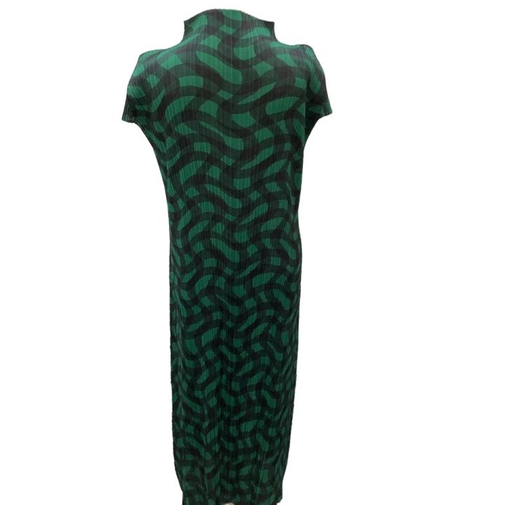ISSEY MIYAKE イッセイミヤケ PLEATS PLEASE ワンピース 波チェック  