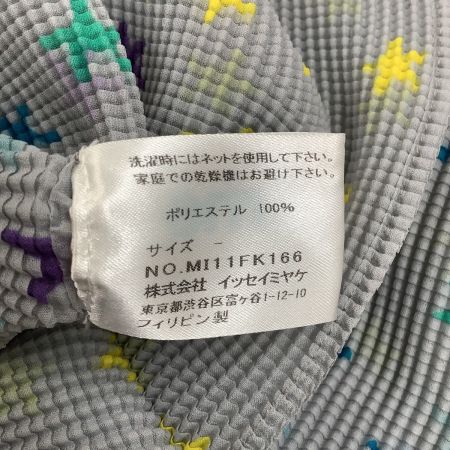  ISSEY MIYAKE イッセイミヤケ ワッフルプリーツ カットソー 星柄  MI11FK166 グレー
