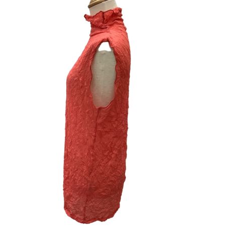 ISSEY MIYAKE イッセイミヤケ シワ加工 ノースリーブカットソー SIZE L IM82-JJ502 オレンジ