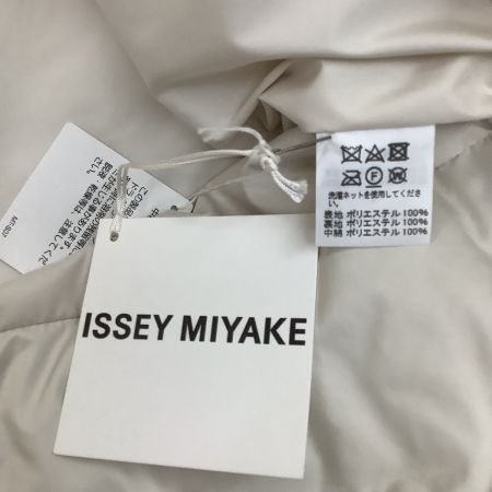  ISSEY MIYAKE イッセイミヤケ レディース コート SIZE 1 IM84FA505 ホワイト
