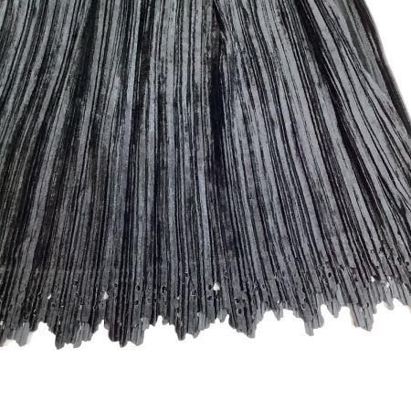 ISSEY MIYAKE イッセイミヤケ ストール付き ワンピース プリーツ SIZE 2 IM04FH939 ブラック