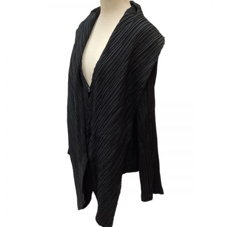  ISSEY MIYAKE FETE イッセイミヤケ 変形 プリーツ カーディガン SIZE 2 IF84FD736 ブラック
