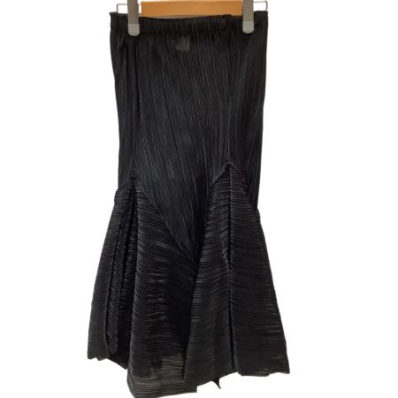 ISSEY MIYAKE FETE イッセイミヤケ 変形 プリーツ スカート 希少 SIZE 3 IF72FG704 ブラック