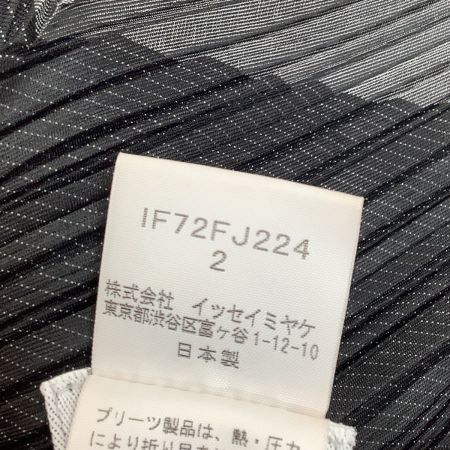  ISSEY MIYAKE FETE A.POC イッセイミヤケ 変形 プリーツ ノースリーブカットソー IF72FJ224 ブラック