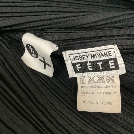 ISSEY MIYAKE FETE A.POC イッセイミヤケ ジャケット　SIZE 2 IF64FD726 ブラック