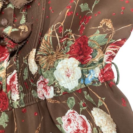 KANEKO ISAO カネコイサオ PINK KOUSE レディース ワンピース 花柄 リボン ピコフリル 前ボタン ブラウン