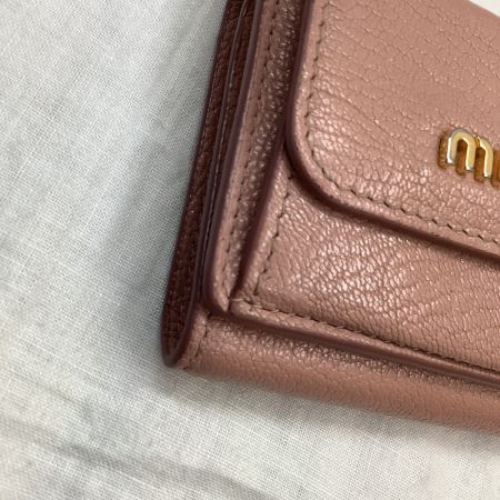 MIU MIU ミュウミュウ レディース ３つ折り財布  コンパクト財布 ピンク