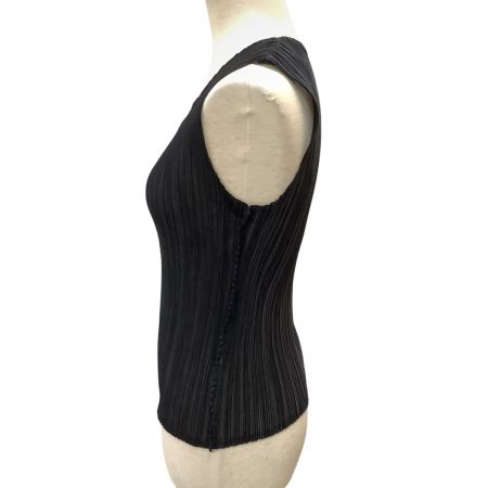  ISSEY MIYAKE FETE イッセイミヤケ プリーツ ノースリーブカットソー SIZE 2 IF52FJ786 ブラック