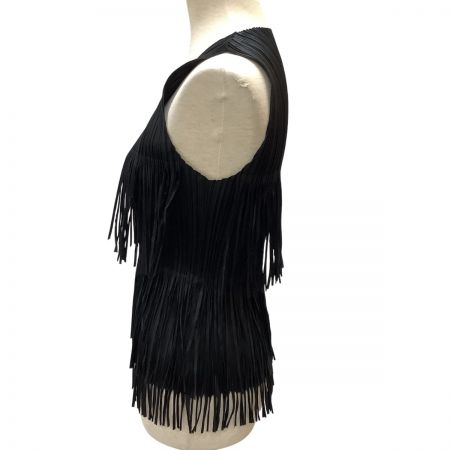  ISSEY MIYAKE イッセイミヤケ PLEATS PLEASE 変形 ノースリーブカットソー PP63-JK851 ブラック