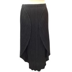 ♪♪ ISSEY MIYAKE イッセイミヤケ PLEATS PLEASE 変形 スカート SIZE 5 PP43-JG912 ブラック Bランク