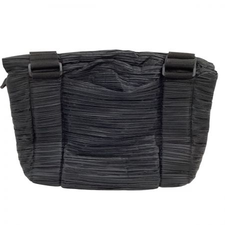  ISSEY MIYAKE イッセイミヤケ PLEATS PLEASE メッセンジャー ショルダーバッグ PP04-AG722 ブラック