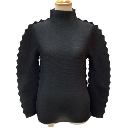 me ISSEY MIYAKE イッセイミヤケ ミー 変形 トゲトゲ カットソー ワッフル プリーツ  MI41FJ201 ブラック