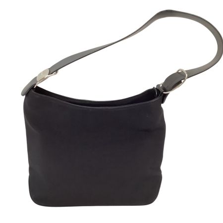 Salvatore Ferragamo サルヴァトーレフェラガモ レディース ショルダーバッグ ブラック
