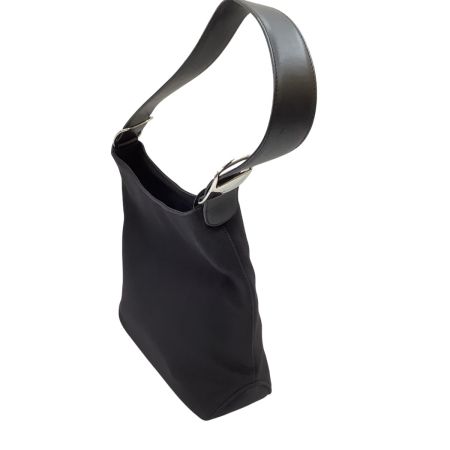 Salvatore Ferragamo サルヴァトーレフェラガモ レディース ショルダーバッグ ブラック