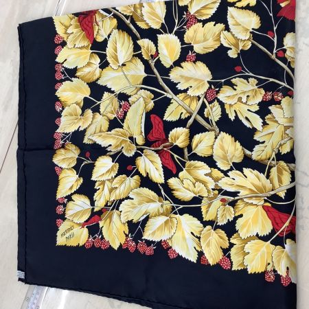 HERMES エルメス スカーフ ブラック