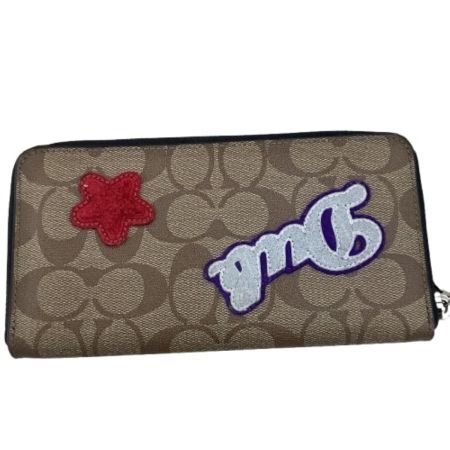 COACH コーチ ヴァーシティパッチワークシグネチャーラウンドファスナー長財布 F20967 ベージュ