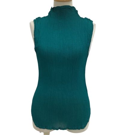 ISSEY MIYAKE me イッセイミヤケミー ノースリーブカットソー  MI93FR227 グリーン