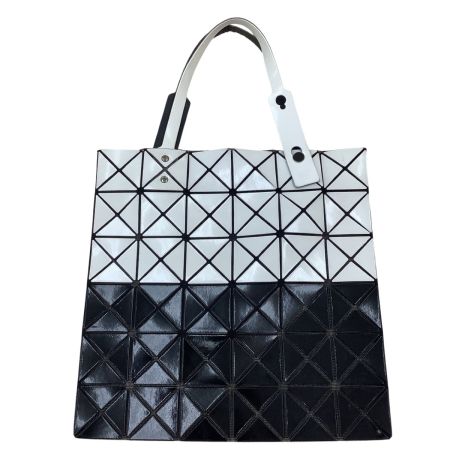 ISSEY MIYAKE イッセイミヤケ PLEATS PLEASE バッグ BAOBAO  ブラック×ホワイト