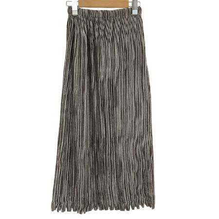 ISSEY MIYAKE イッセイミヤケ レディース 変形 スカート 裾 ギザギザ SIZE ２ IM24FG943 ベージュ