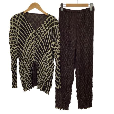 ISSEY MIYAKE イッセイミヤケ レディース プリーツ セットアップ リバーシブル SIZE M IM92-FF629 ブラウン