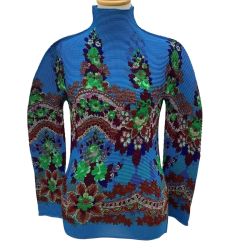 ISSEY MIYAKE イッセイミヤケ レディース ワッフルプリーツ カットソー 総柄 MI53FJ601 ブルー Bランク