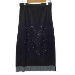 ISSEY MIYAKE イッセイミヤケ PLEATS PLEASE スカート SIZE 5 星座柄 PP61JG523 ブラック Bランク