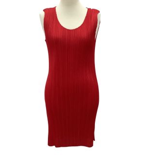 イッセイミヤケ　タンクトップ　ワインレッド　未使用品 楽天市場】ISSEY MIYAKE イッセイミヤケ（タンクトップ｜トップス