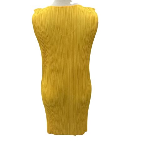 ISSEY MIYAKE イッセイミヤケ PLEATS PLEASE ノースリーブカットソー SIZE 3 イエロー